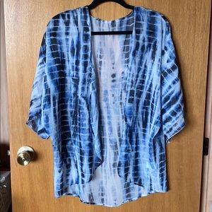 NWOT. Kimono Top